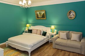 MRG Apartments