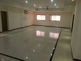 Hotel Dhruv Palace