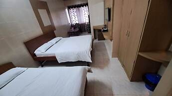 Hotel Dhruv Palace