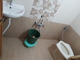 Hotel Dhruv Palace