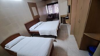 Hotel Dhruv Palace