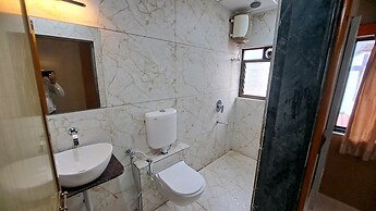 Hotel Dhruv Palace