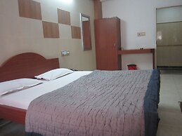 Hotel Dhruv Palace