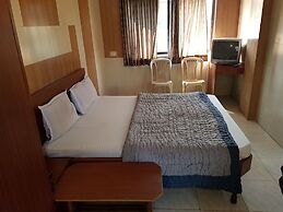 Hotel Dhruv Palace