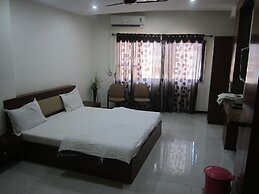 Hotel Dhruv Palace