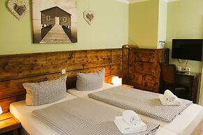 ARRIVEL Pension Haus am Bach