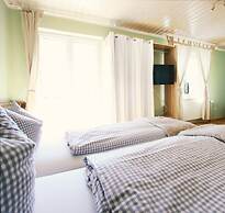 ARRIVEL Pension Haus am Bach