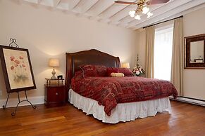 Cheltenham Suites