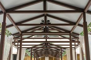 Move Resort & Spa