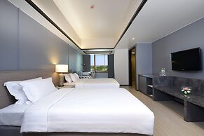 Tinidee Hotel Bangkok Golf Club