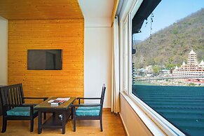 Hotel Ishan A Riverside Retreat