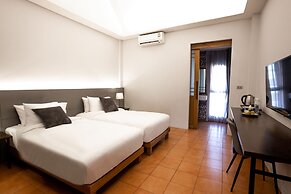 VIYA Lodge