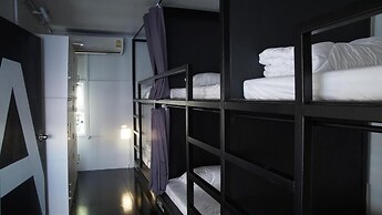 The Park Society - Hostel