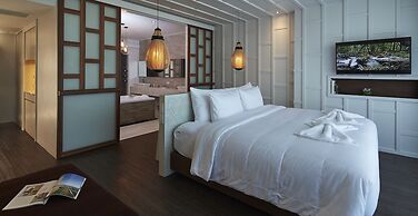 Whale Hua Hin