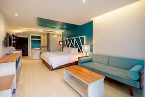 Whale Hua Hin
