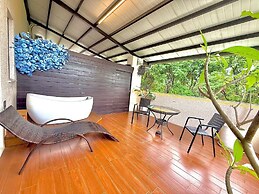 Kurumba B&B