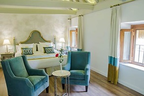 Halo Boutique Hotel