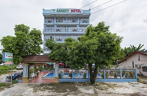 Annecy Hotel Vang Vieng