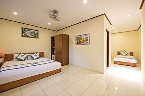 Annecy Hotel Vang Vieng