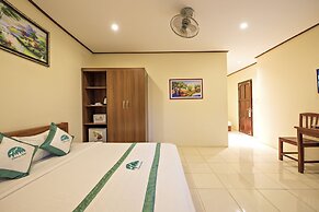 Annecy Hotel Vang Vieng