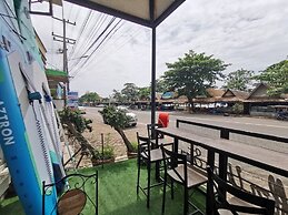 Pimpimarn Beach Hotel