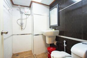 Pimpimarn Beach Hotel