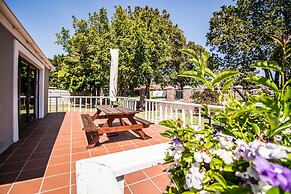 Little Rose Guesthouse & Self-Catering