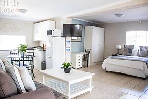 Little Rose Guesthouse & Self-Catering