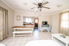 Little Rose Guesthouse & Self-Catering