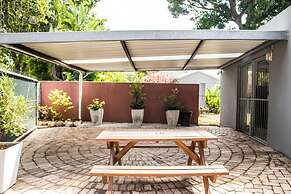Little Rose Guesthouse & Self-Catering