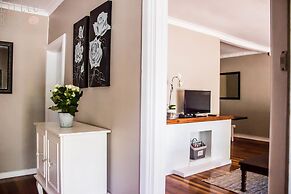 Little Rose Guesthouse & Self-Catering