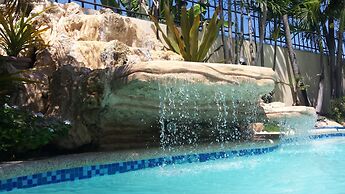 Kim Beatriz Compound