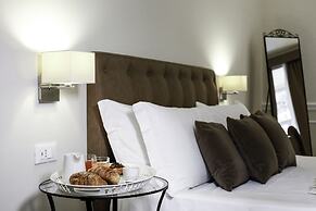 La Fontanina Suites