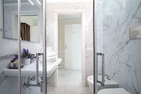 La Fontanina Suites