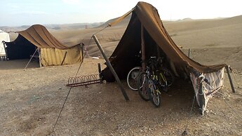 Ghwirate Taalab Bivouac - Campsite