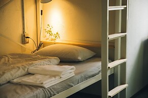 Nui. Hostel & Bar Lounge
