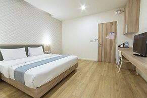 Leela Orchid Hotel