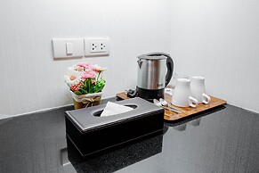 Leela Orchid Hotel
