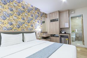 Leela Orchid Hotel