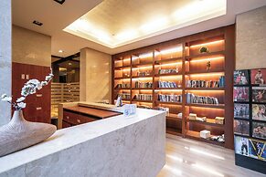 Tyms High Serviced Residence Shanghai Xujiahui Metro