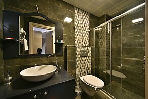 Pelican House Hotel