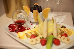 Pelican House Hotel