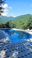 Kungut Hotel & Resort