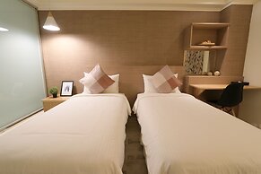 Flora INN