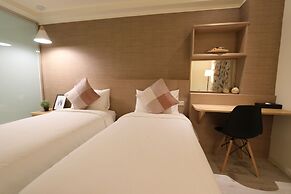 Flora INN