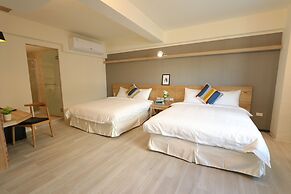 Flora INN