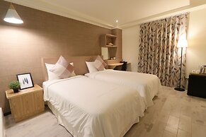Flora INN