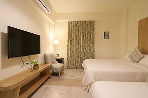 Flora INN