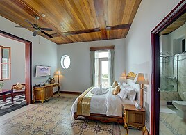 Le Bokor Palace