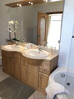 Charming Exceptional Villa in Algarve